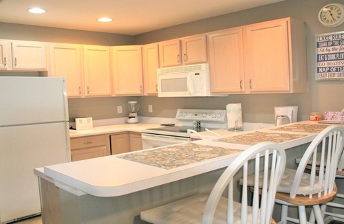 Camdenton Condo | Cedar Glen, No steps, beautiful lake view, close to Ball Park and golf courses