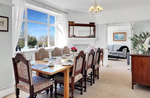 Old Cleeve House | Cedar Grange