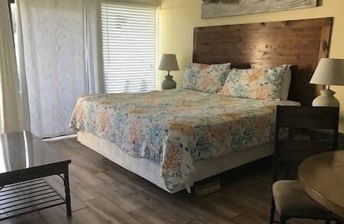 Cedar Key Condo | Cedar Key Cozy Condo 125