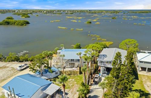 Cedar Key House | Cedar Key Pirates Paradise