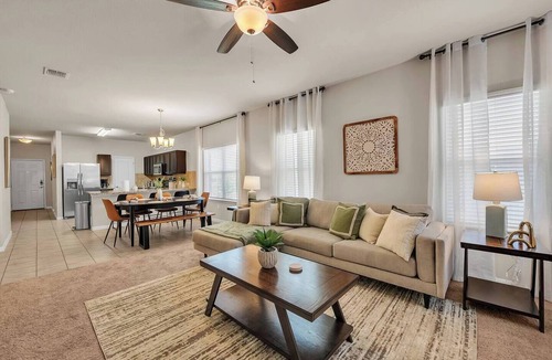 Cedar Park House | Cedar Park Executive Retreat