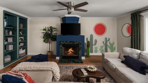 Cedar Park House | Cedar Park Parlor 5BR Hot Tub & Game Room