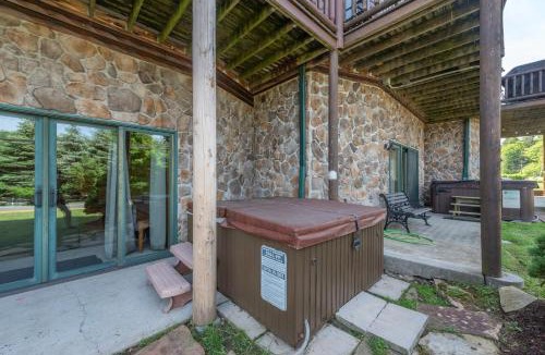 McHenry House | Cedar Shores Villa #09