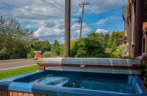 McHenry House | Cedar Shores Villa 14
