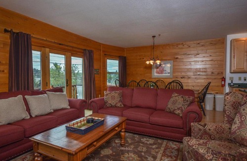 McHenry House | Cedar Shores Villa 14