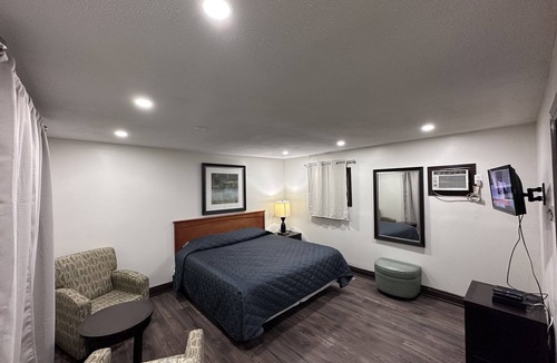 Georgetown Hotel | Cedar Springs Motel