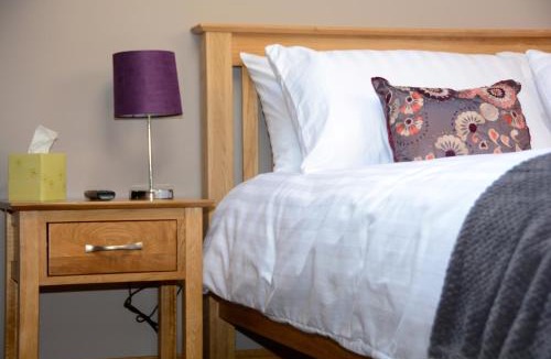 Ruthin House | Cedar Tree Cottage