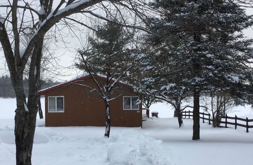 St Germain Cottage | Cedar Year Round Cottage Rental