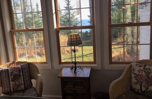 La Pointe Cabin | Cedarberry Bluff-Cottage with Lake Superior Views