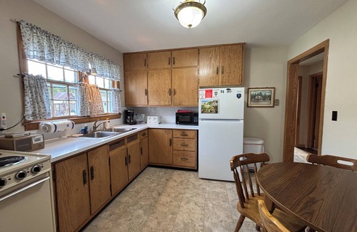Ephraim Cottage | Cedars @Ephraim Beach on Ephraim Village Cottages Resort