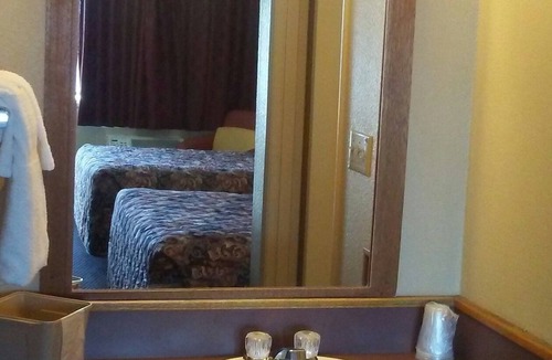 Lewiston Hotel | Cedars Inn Lewiston