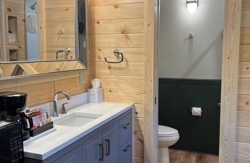 St Ignace Hotel | Cedars Motel