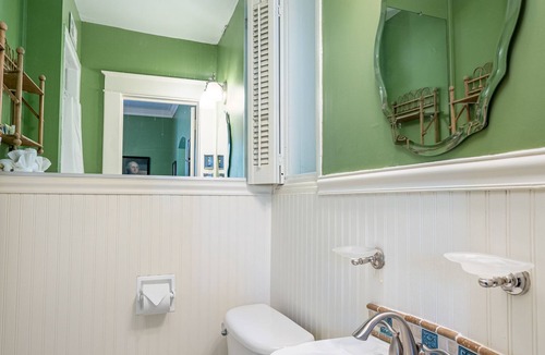 Williamsburg Bed & Breakfast | Cedars of Williamsburg Bed & Breakfast