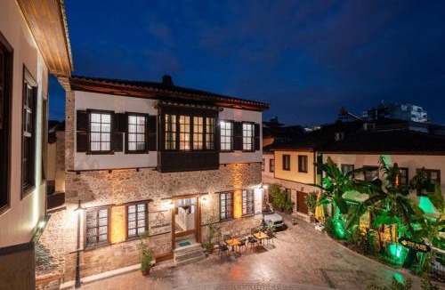 Kaleici Hotel | Cedrus Hotel