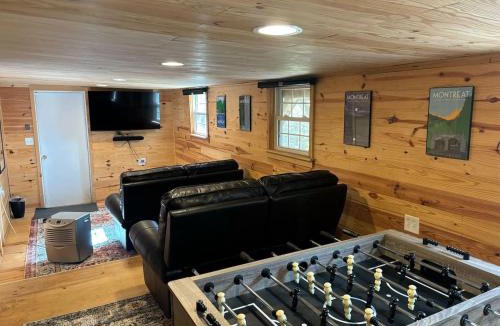 Montreat House | Ceilidh Cottage - Near Black Mountain & Walk to Montreat Hiking!