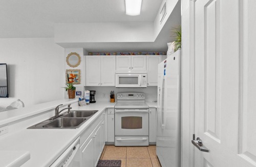 Miramar Beach Condo | Celadon Beach Resort by Panhandle Getaways