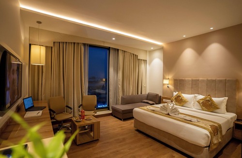 Mahmoorganj Hotel | Celebrant Hotel