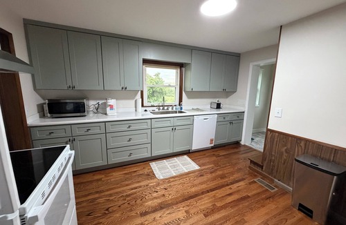 Old Town House | Celebrate Independence Day in Independence, VA! Cozy 2BR, fully equipped house.