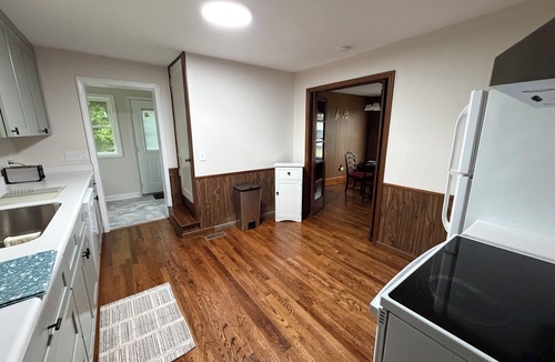 Old Town House | Celebrate Independence Day in Independence, VA! Cozy 2BR, fully equipped house.