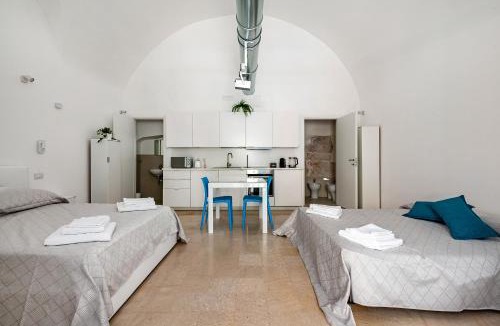 Conversano Apartment | Celestéa - 15 min to Polignano Stone Design Suite