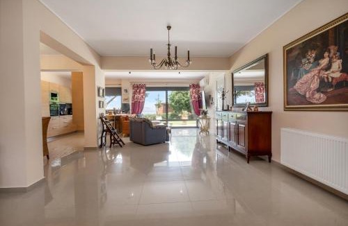 Psalidi Apartment | Celeste Sea View Home with Jacuzzi and BBQ