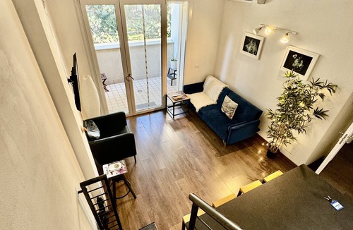Santa Maria Novella Apartment | CELESTES BALCONY 32