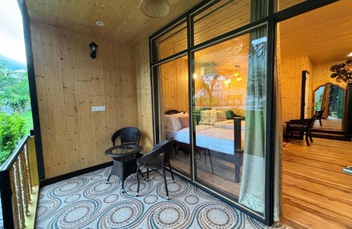 Uttarkashi Hotel | Celestial Dream