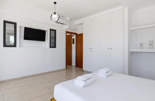 Petaloudes Apartment | Celestial Luxury Residences