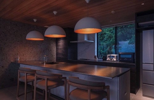Azama Villa | CELEVI NANJO