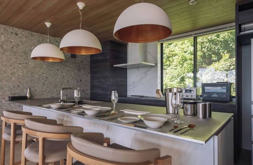 Azama Villa | CELEVI NANJO