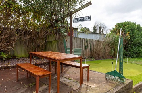 Scottsdale House | Celtic Cottage, central to Barnbougle & Derby MBT