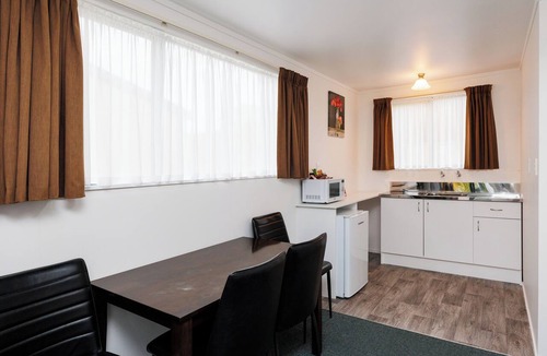 Foxton Hotel | Celtic Motel