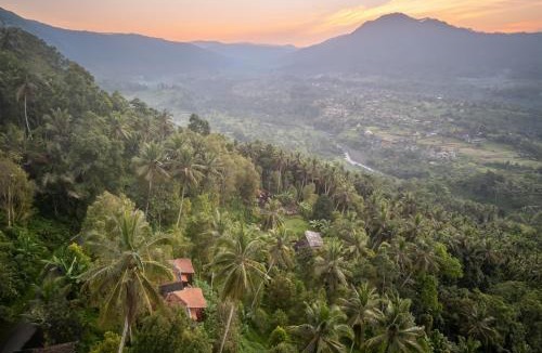 Wisma Kerta Cabin | Cemara Green Hill By Samhita Bali