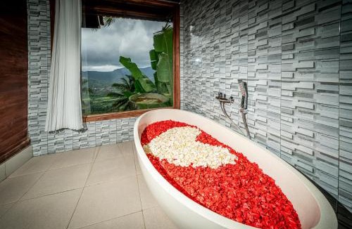 Wisma Kerta Cabin | Cemara Green Hill By Samhita Bali