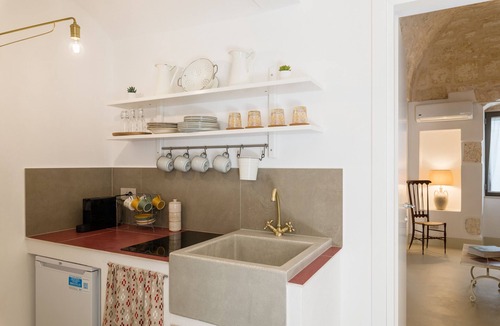 Ostuni Apartment | Cementine Traditional - Suite 9 by Wonderful Italy