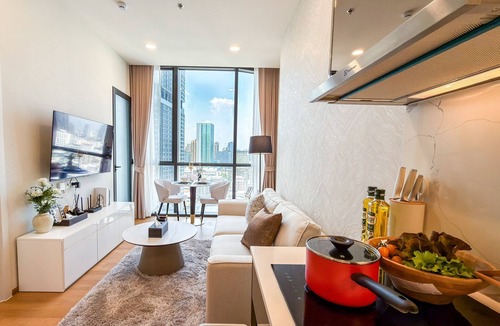 Pathumwan Apartment | Central Bangkok New Condo · Walk to Siam Paragon