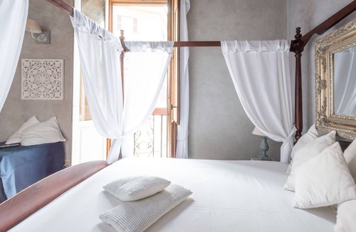 Roman Ghetto Apartment | CENCI TOP