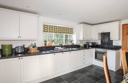 Llanystumdwy Cottage | Cennin