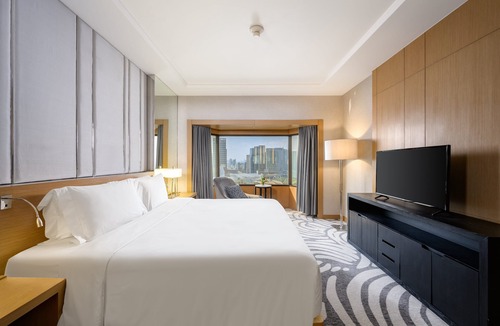 Chatuchak Hotel | Centara Grand at Central Plaza Ladprao Bangkok