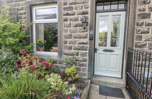 Embsay House | Centenary Cottage