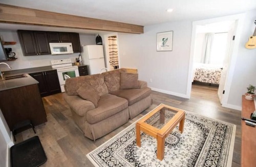 Powell River Apartment | Centennial Guest Suite