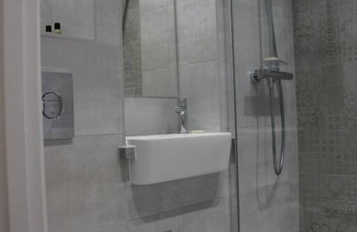 Cambridge Hotel | Centennial Hotel