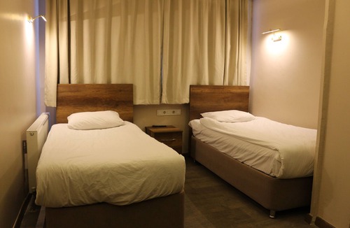Yenimahalle Hotel | Center Room Hotel