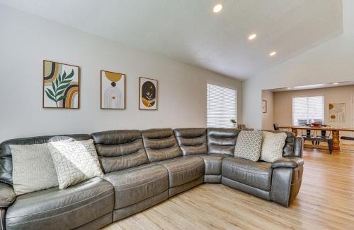 Centerville House | Centerville Family Home with Yard Less Than 6 Mi to Lagoon!