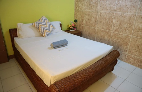 Caticlan House | Centillo Travellers Inn