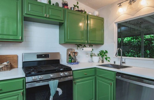 Estate Boetzberg Bed & Breakfast | Central 1.7 miles to Boardwalk - 1 Bed 2 Bath