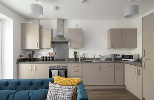 Milton Keynes Apartment | Central 1-Bed perfect for you By Valore Property Services