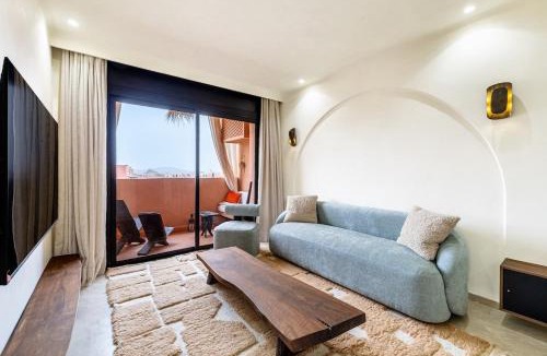 Camp El Ghoul Apartment | Central 1-Bedroom Studio - Balcony with Mountain View