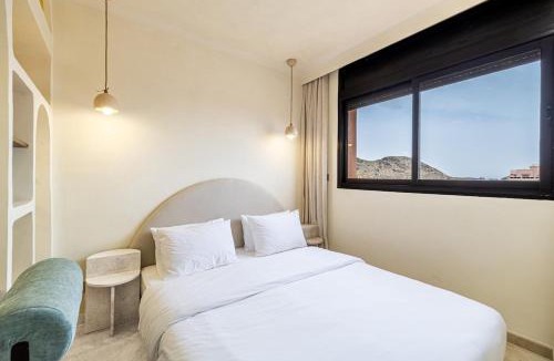 Camp El Ghoul Apartment | Central 1-Bedroom Studio - Balcony with Mountain View