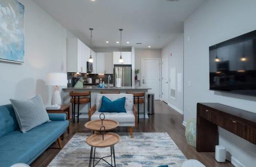 Assembly Square Apartment | Central 1-BR Condo Assembly Row Gym & Pool Sleep 5